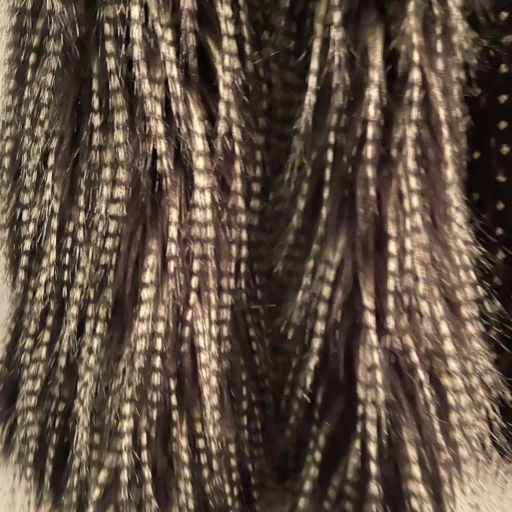 Dramatic Faux Fur Vest size XL - Picture 3 of 3